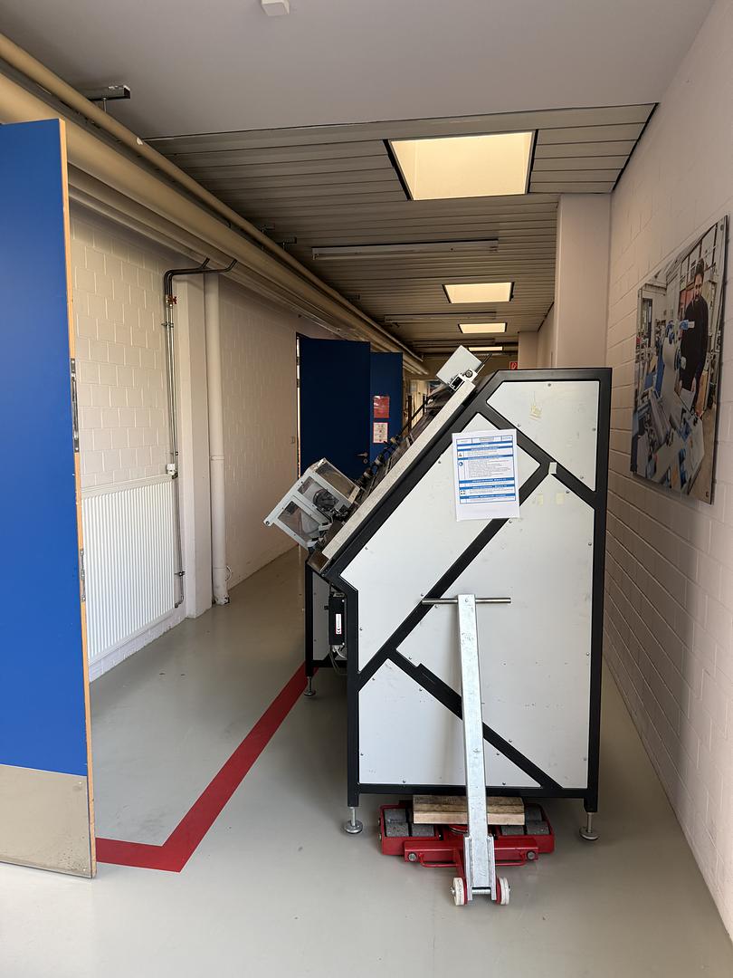 Umzug von einer Renz Drahtkammbindemaschine