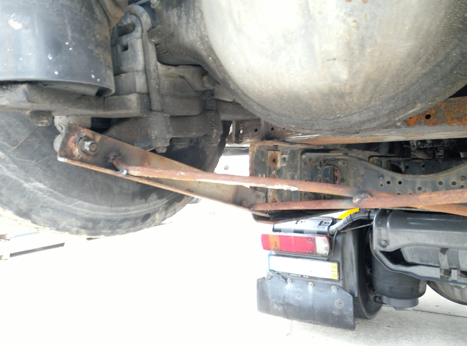 Loading & Transport. Shipping to Dar Es Salaam - Tanzania.