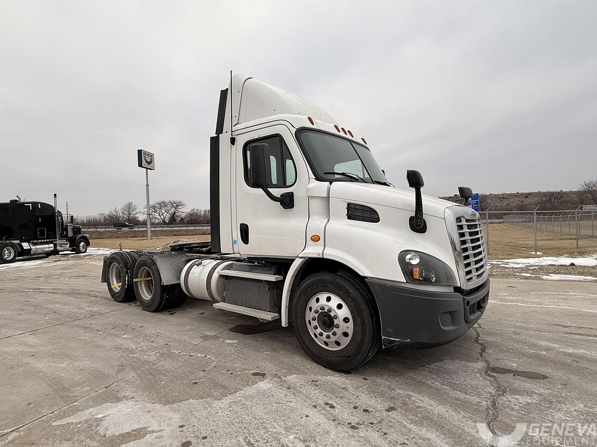 2018 Freightliner Cascadia 113