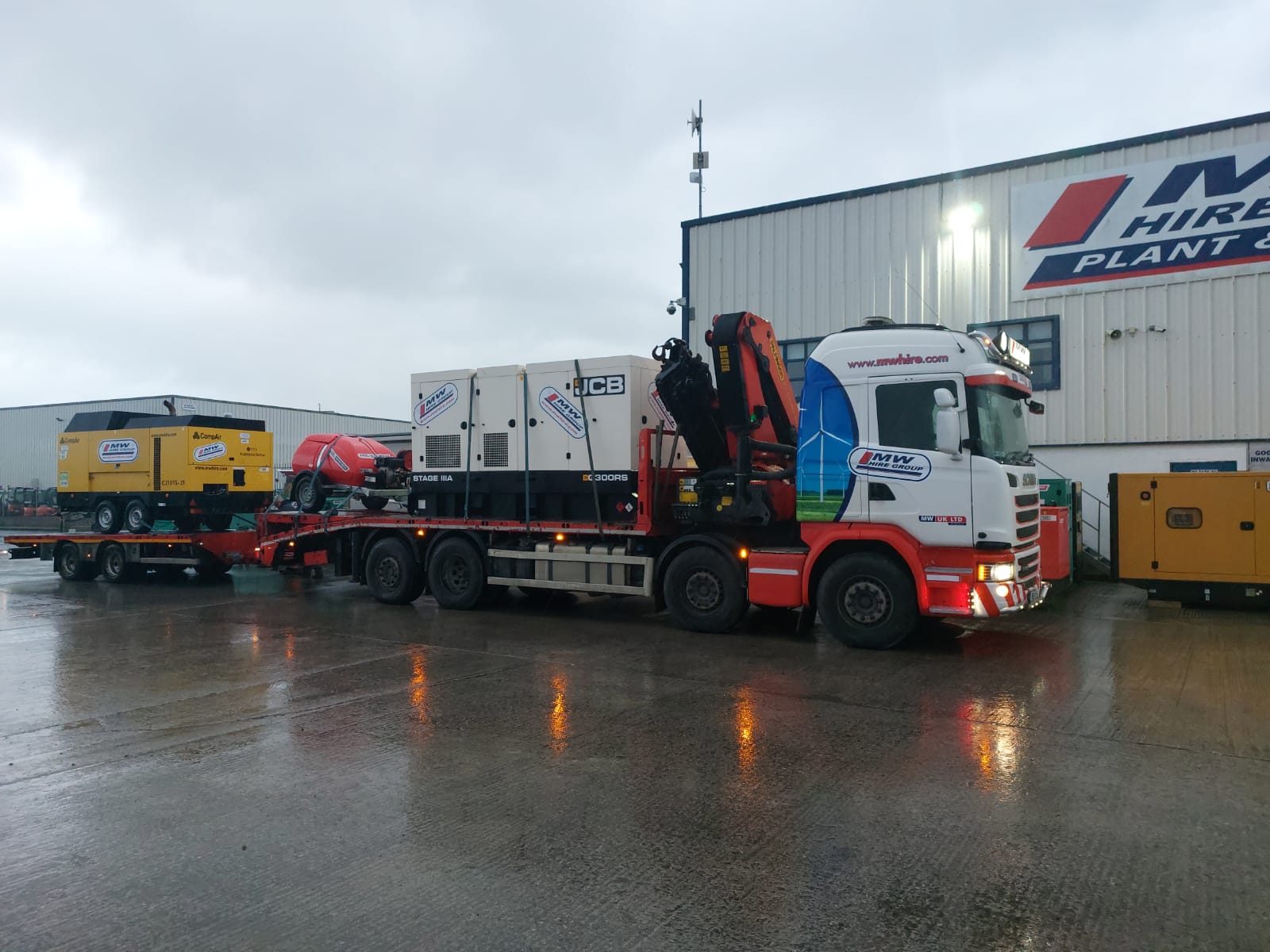 300 Kva JCB, Road Tow Power washer and 700cfm Compressor heading on a rental job in Co. Cork 