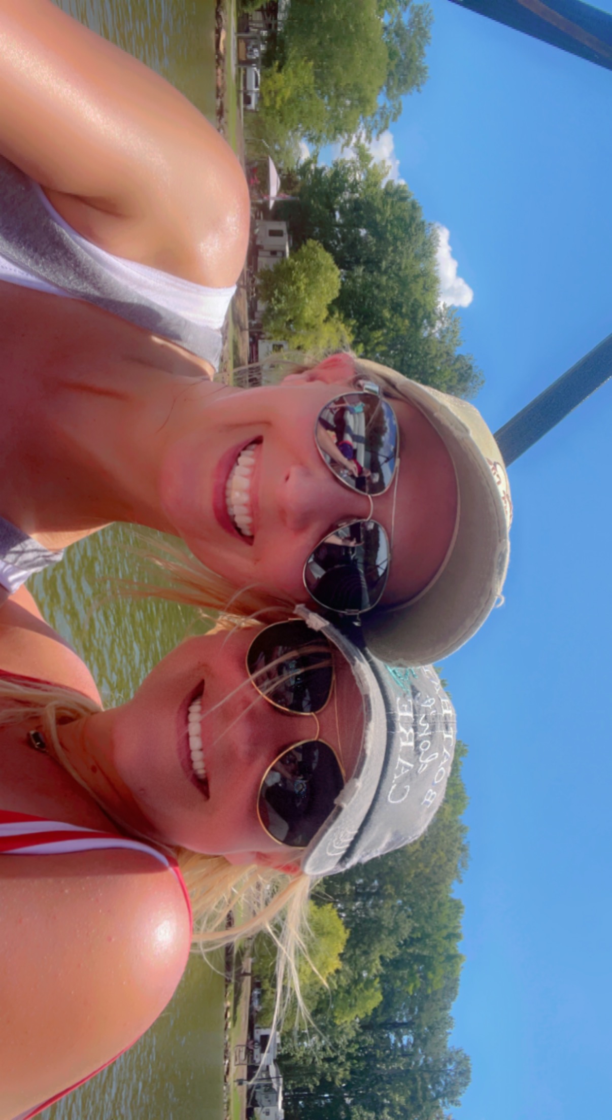 The Best Pontoons and Tritoons in the Southeast.  The Ultimate Floating Patio!