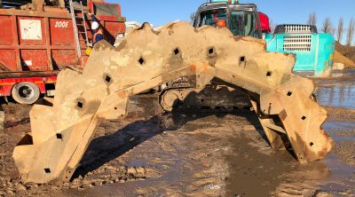 Finlay 200E Bucket Wheel De Waterer