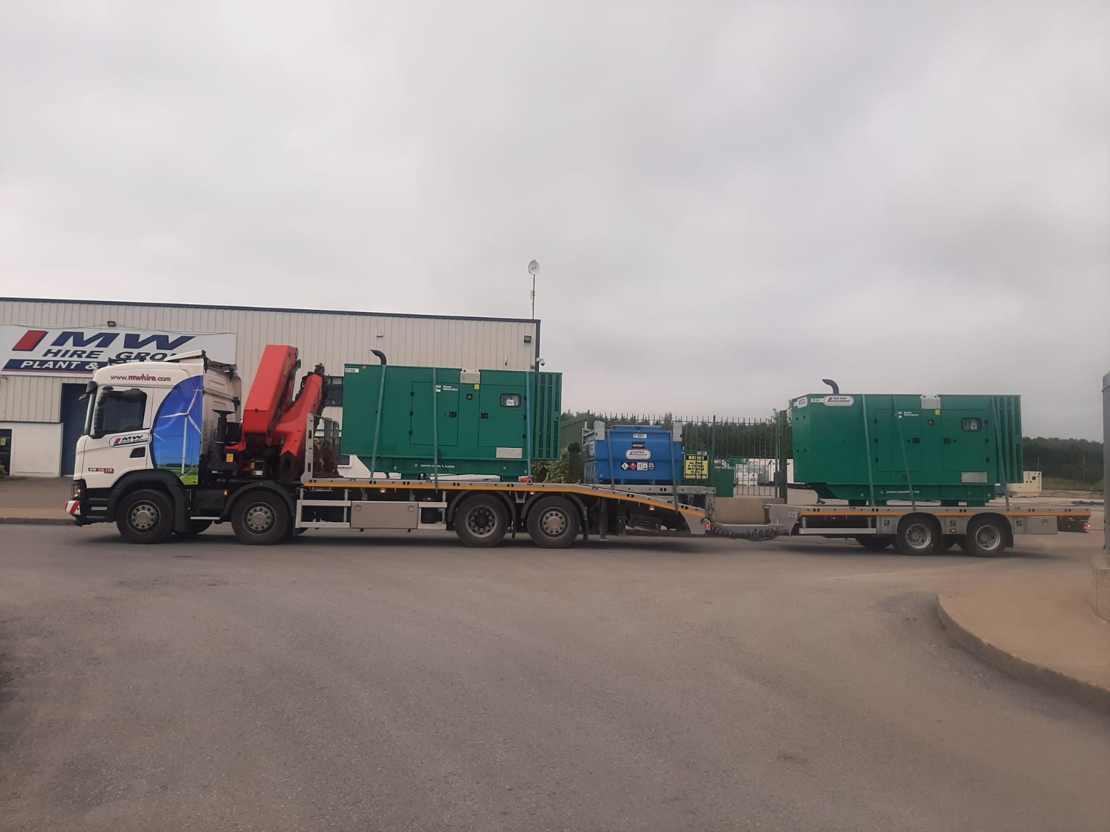 2 x New Cummins 220KVA SOLD to a cunstruction company along with a new 3,000L western Fuel Tank