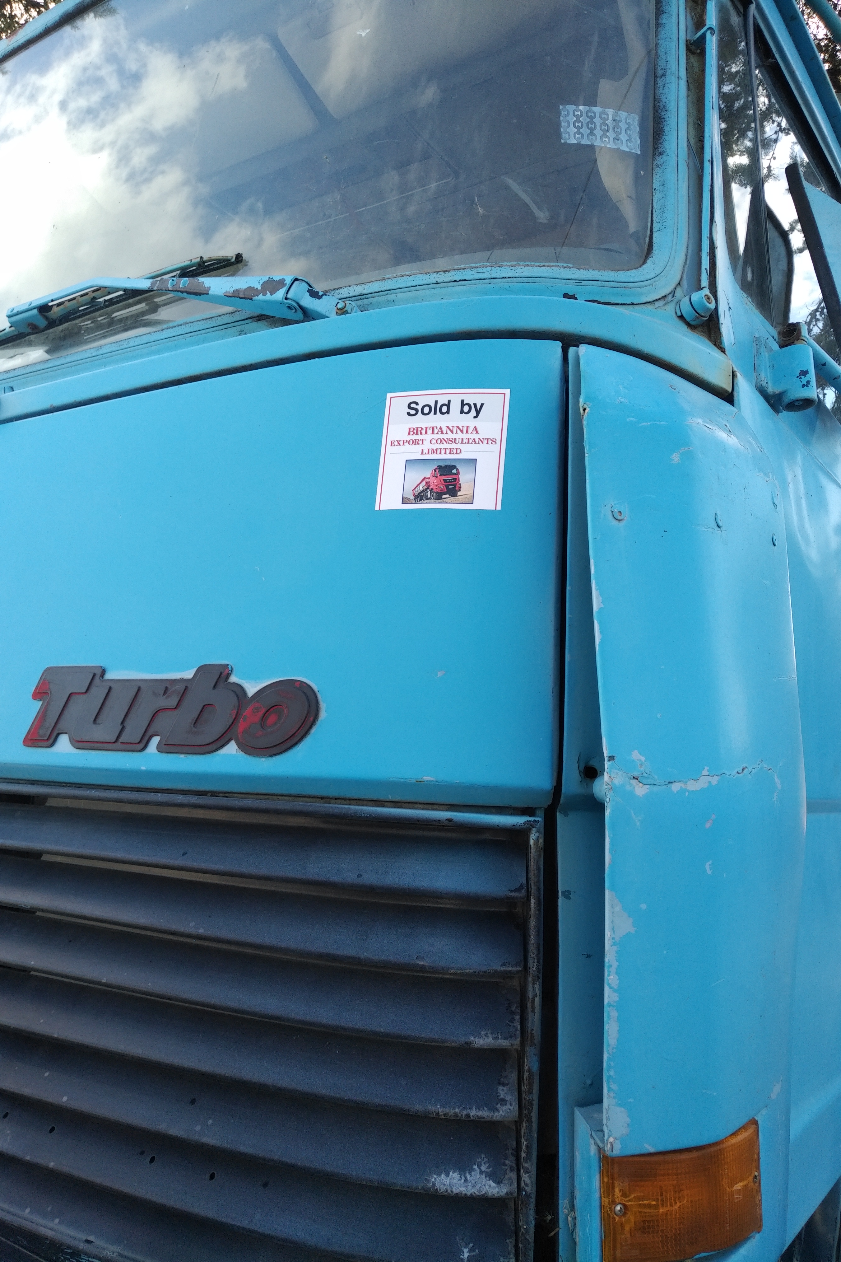 Special transport & delivery to port. Shipping to Lagos - Nigeria.