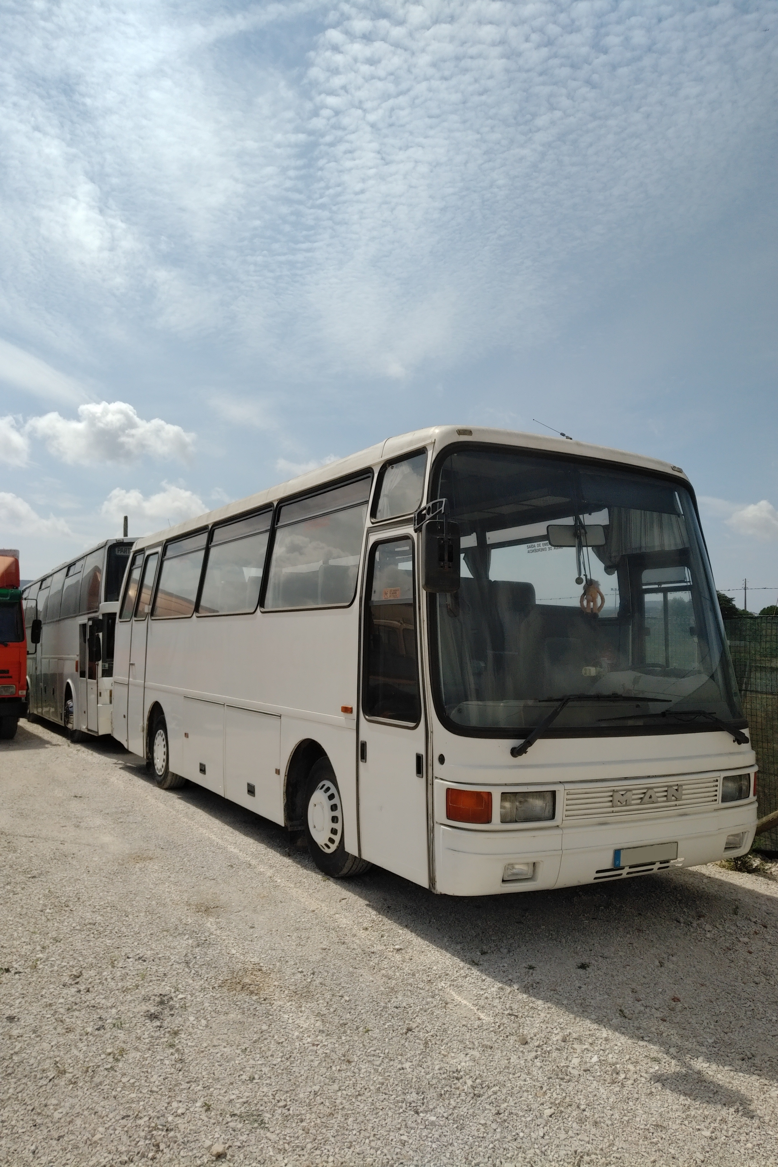 FOR SALE left hand drive MAN 10.150 38 seats bus & left hand drive MAN 16.290 52 seats coach bus.