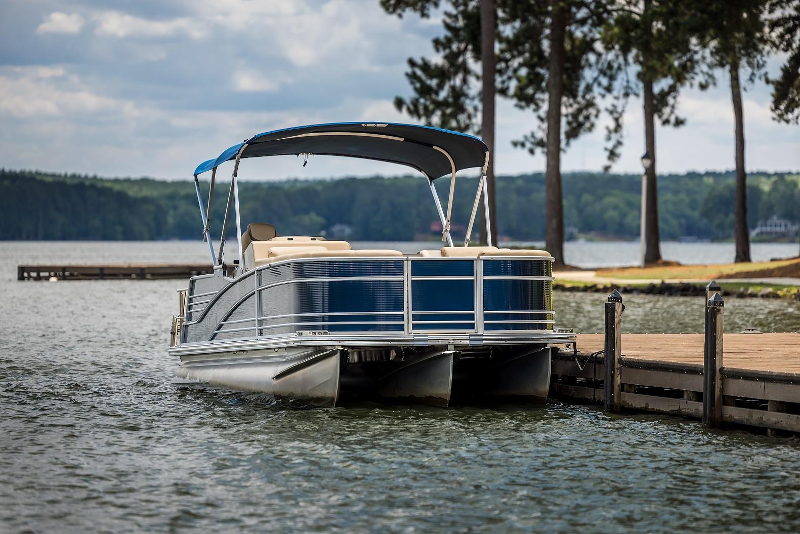 Tips for Fishing with a Pontoon