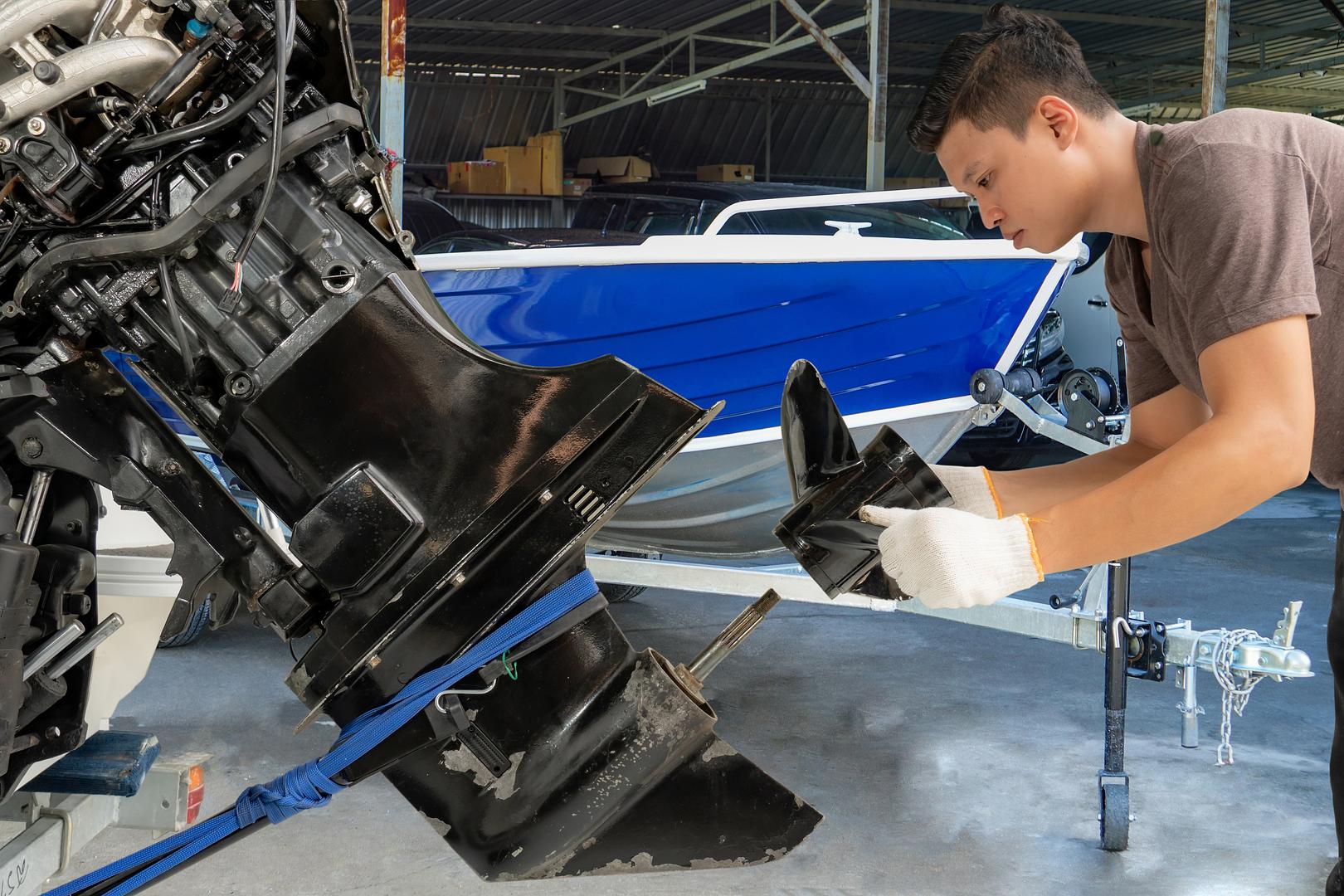 Understanding the Benefits of Regular Outboard Motor Maintenance