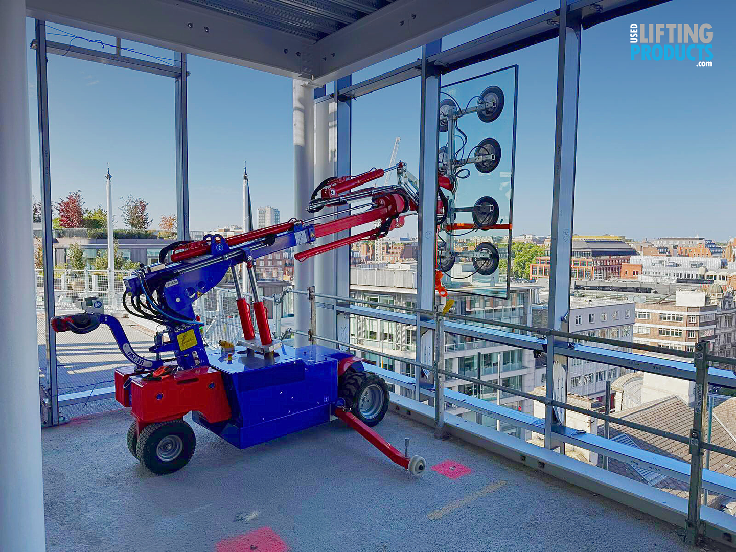 The Role of Glazing Robots in Modern Shopfront and Display Window Projects