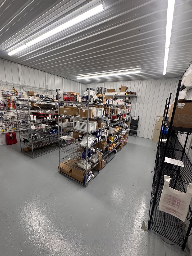Clear Lake Boats Parts Department