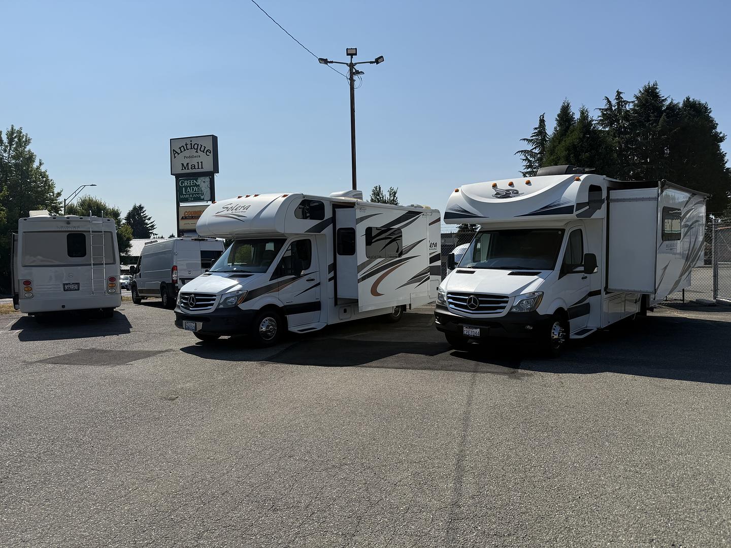Motorhome Fuel Economy Guide: Which RV Chassis Gets the Best Gas Mileage?