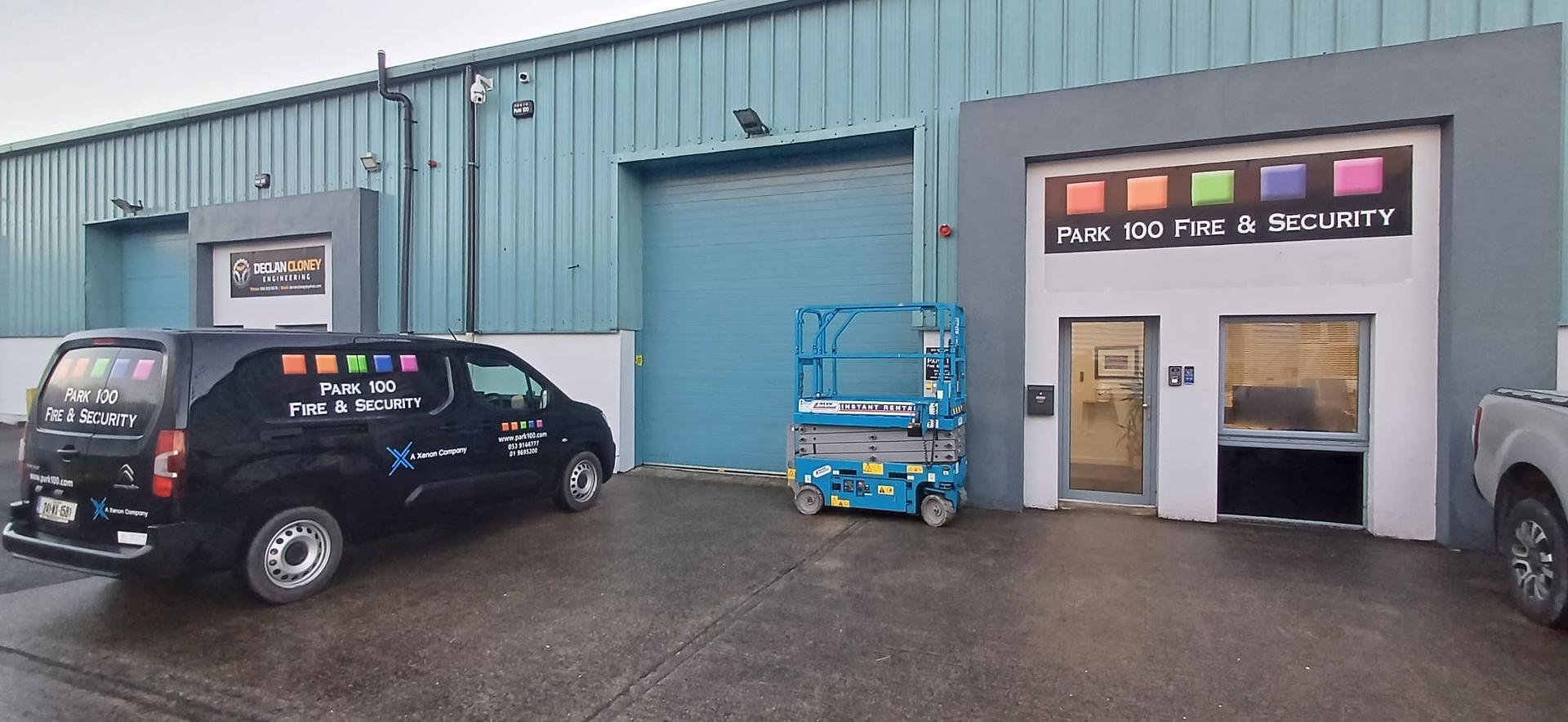 Genie Scissors Lift delivered to job!