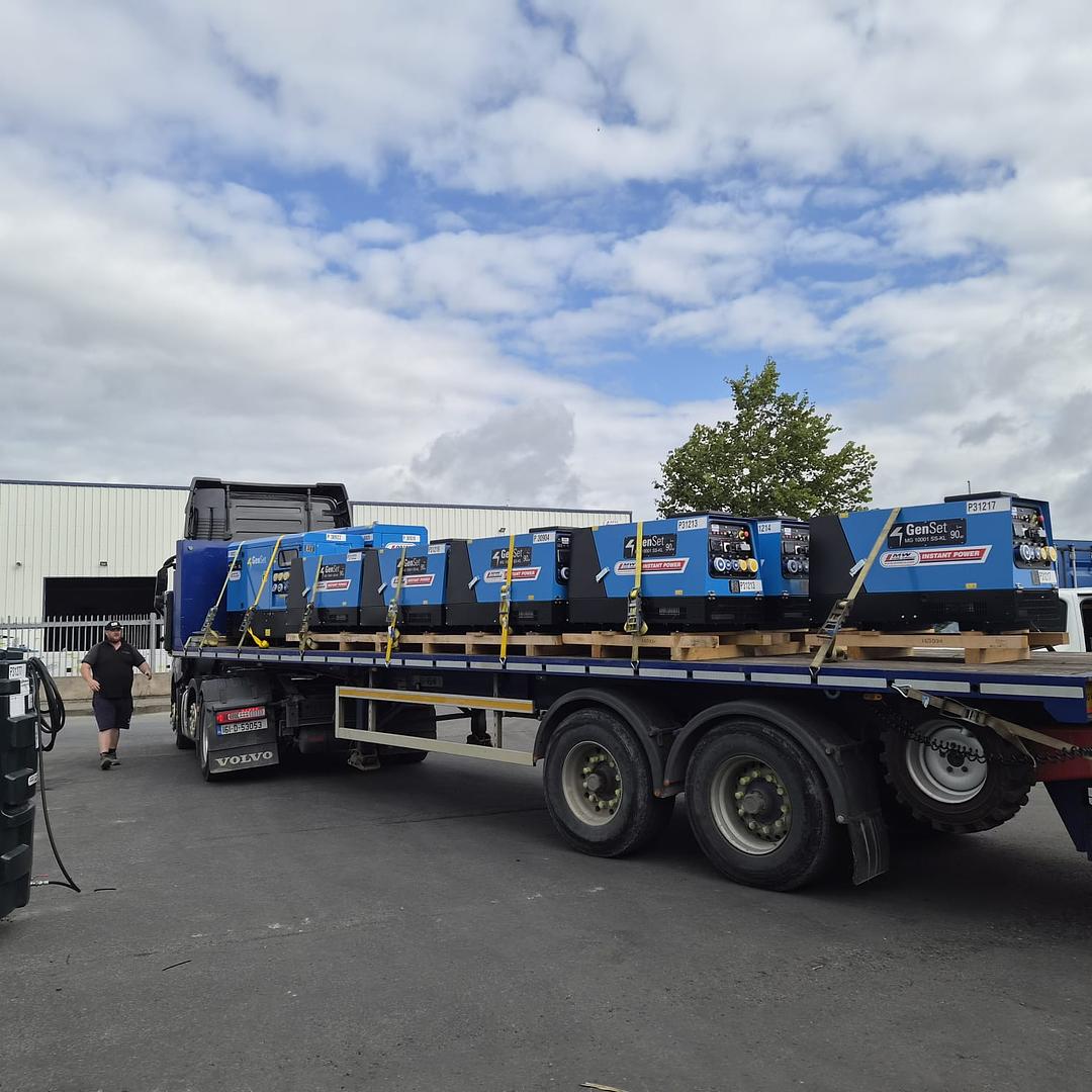 15 x Genset Generators SOLD ... customer collecting π Heading for sites across Ireland!