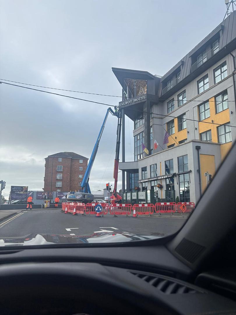 Genie S65 & Manitou 220tj working together in Wexford Town!