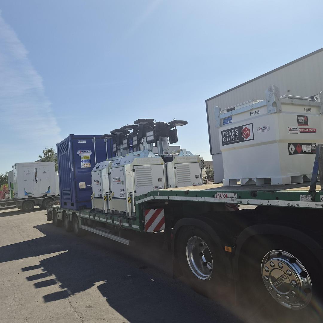 SOLD - Generac Cube Pro Hybrid Lighting Towers, 10ft Coshh Chemical Store, Western 10TCG Fuel Tank c/w 12v Pump.... Heading for the UK!!