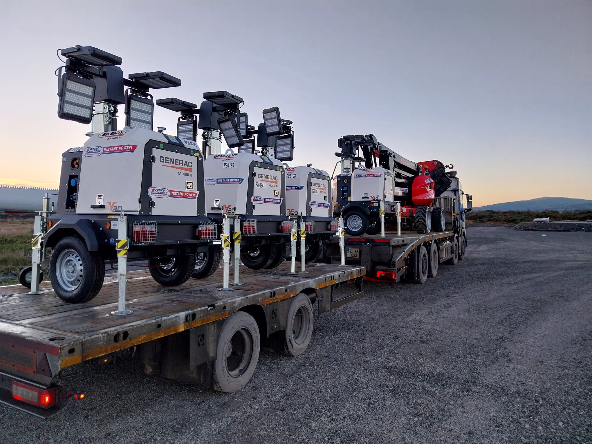 Tower Lights and manitou 16mtr being delivered to a windfarm in Offaly