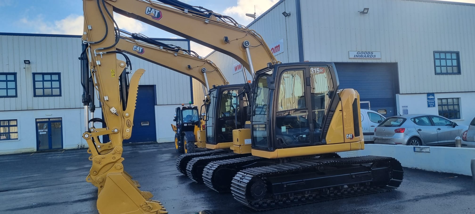 SOLD.... 2 x CAT 315s heading to an overseas customer 