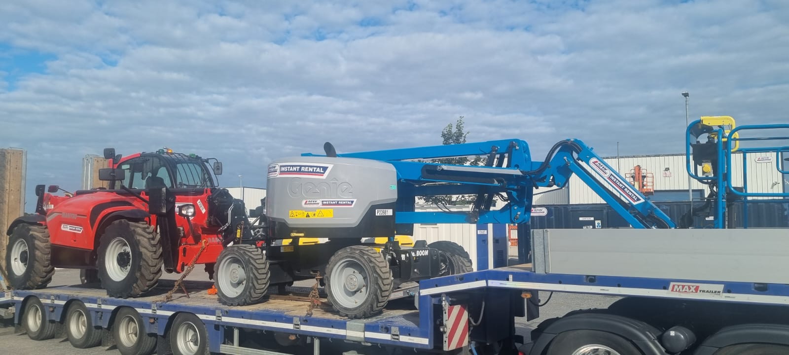 14 meter Manitou & a Genie Z45 heading on a rental project