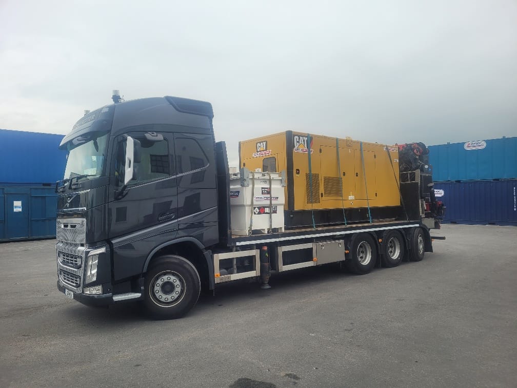 550 CAT Generator & 2000 litre Western fuel tank heading on a rental project