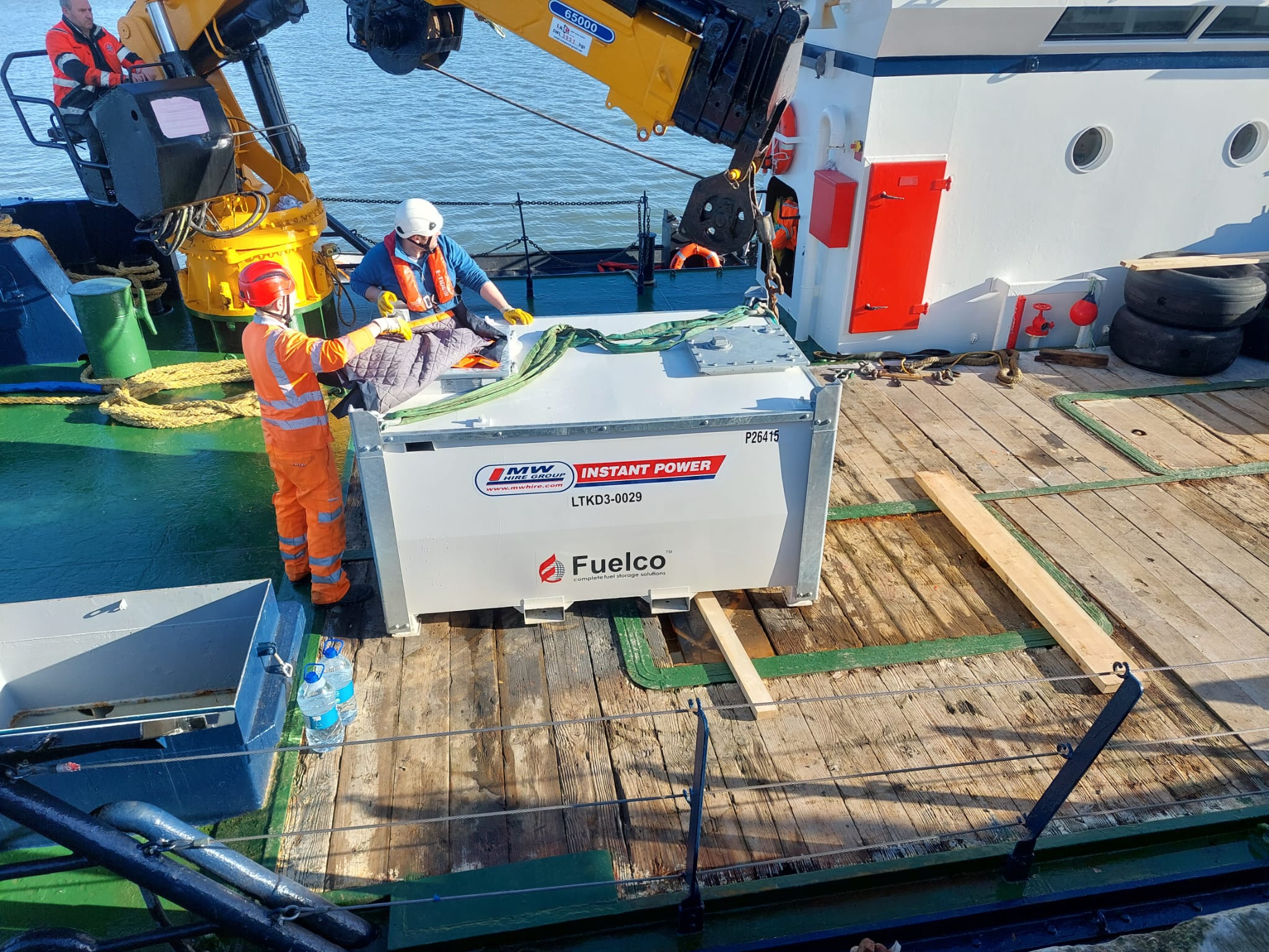 3000 litre bunded fuel tank dropped off to a&nbsp;rental&nbsp;job