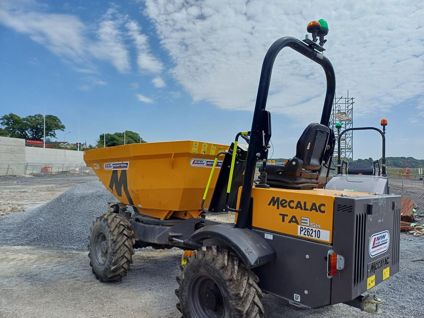 Dumper delivered to site ready for work!👊