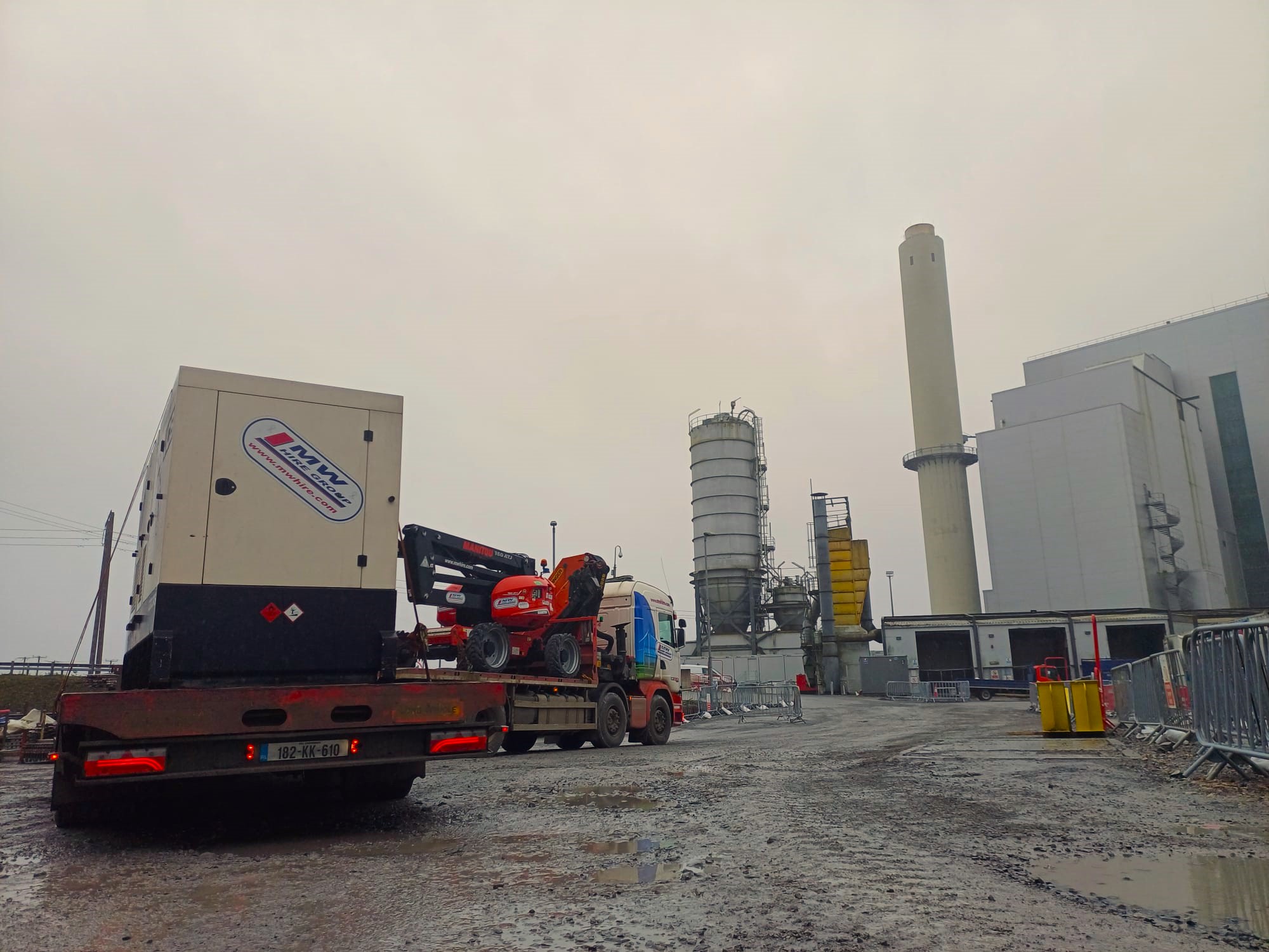 Manitou 160 ATJ and JCB Generator being delivered to a customer 