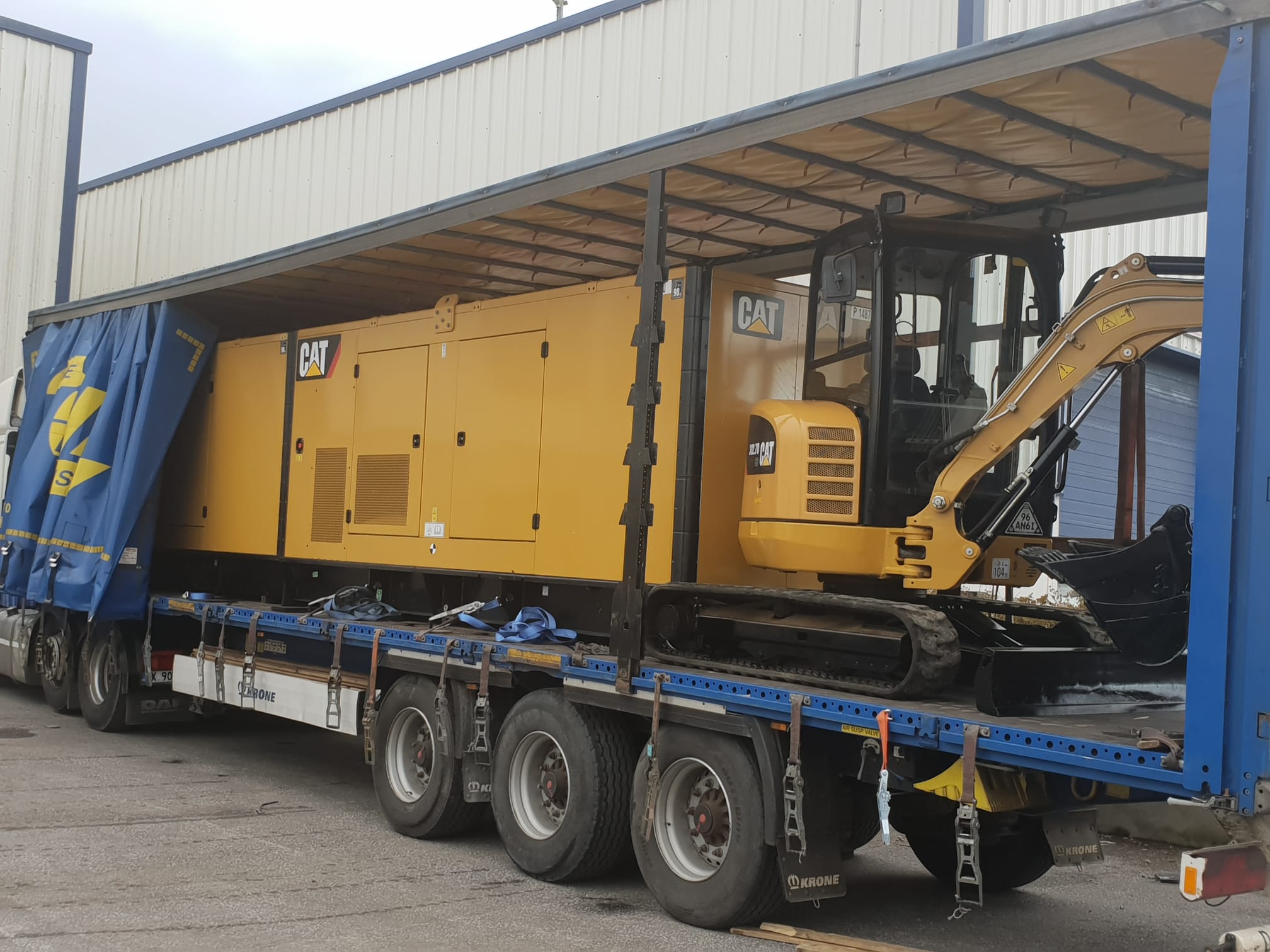 SOLD....2 x CAT 550 KVAs and a 2.7 ton CAT mini digger sold to a customer in the Netherlands