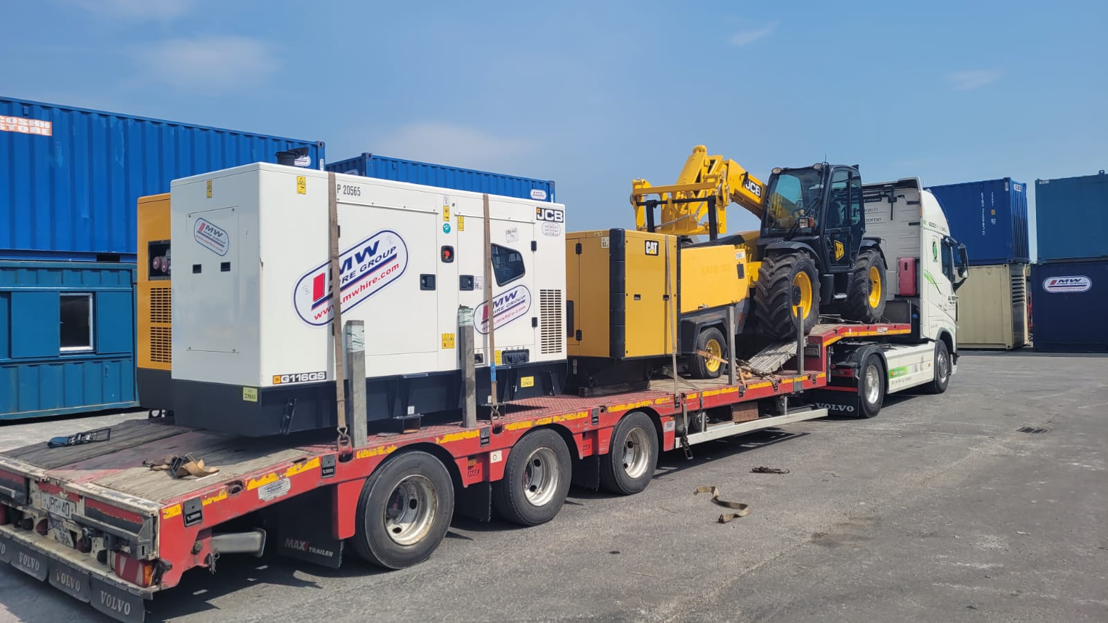 Load of Ex Rental Generators & a 7 meter JCB Teleporter SOLD to a customer in the UK