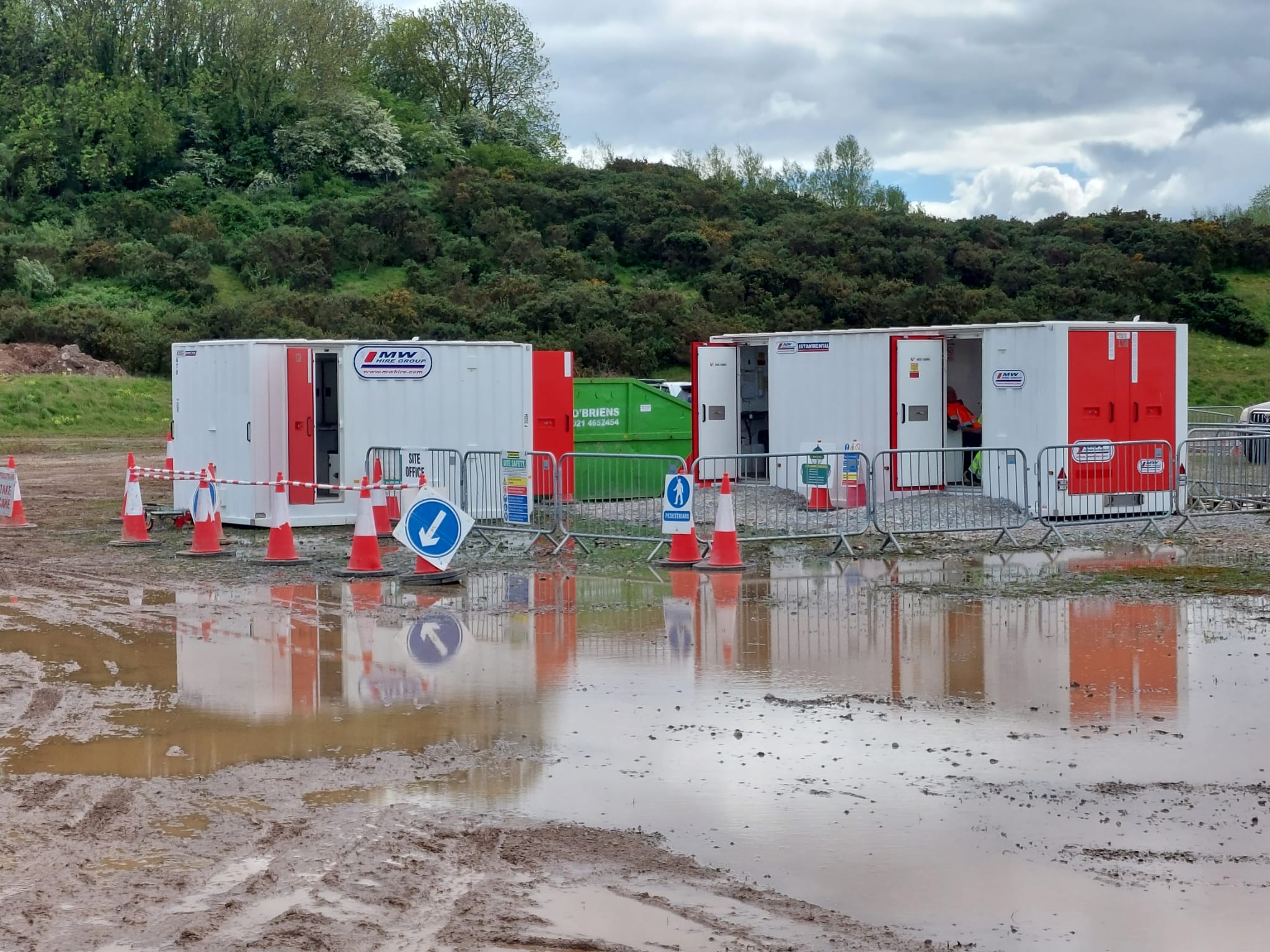 Two new Welfare pods set up on a project in Co.Cork