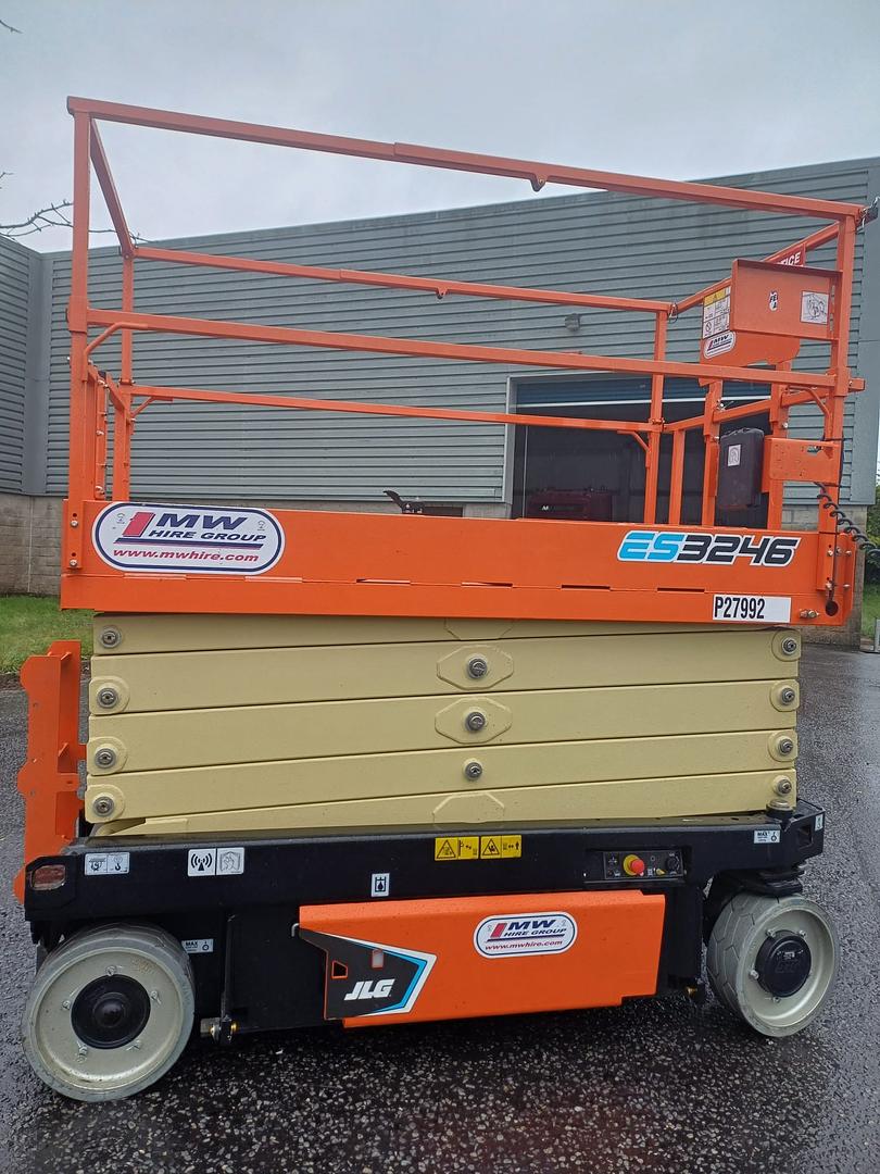JLG ES 3246 delivered to site!!