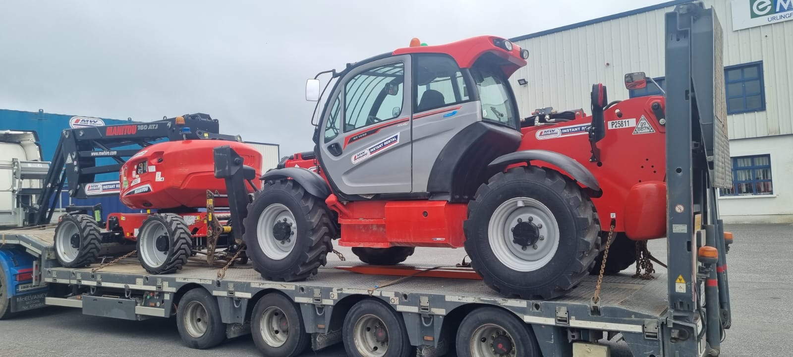 Manitou 160 ATJ & 1440 Teleporter heading to a rental job 