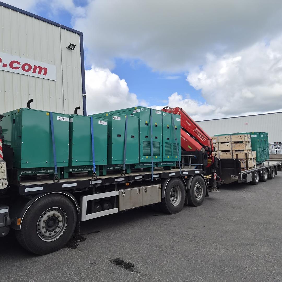 Load of new Cummins Generators SOLD! Customer collecting 👌 