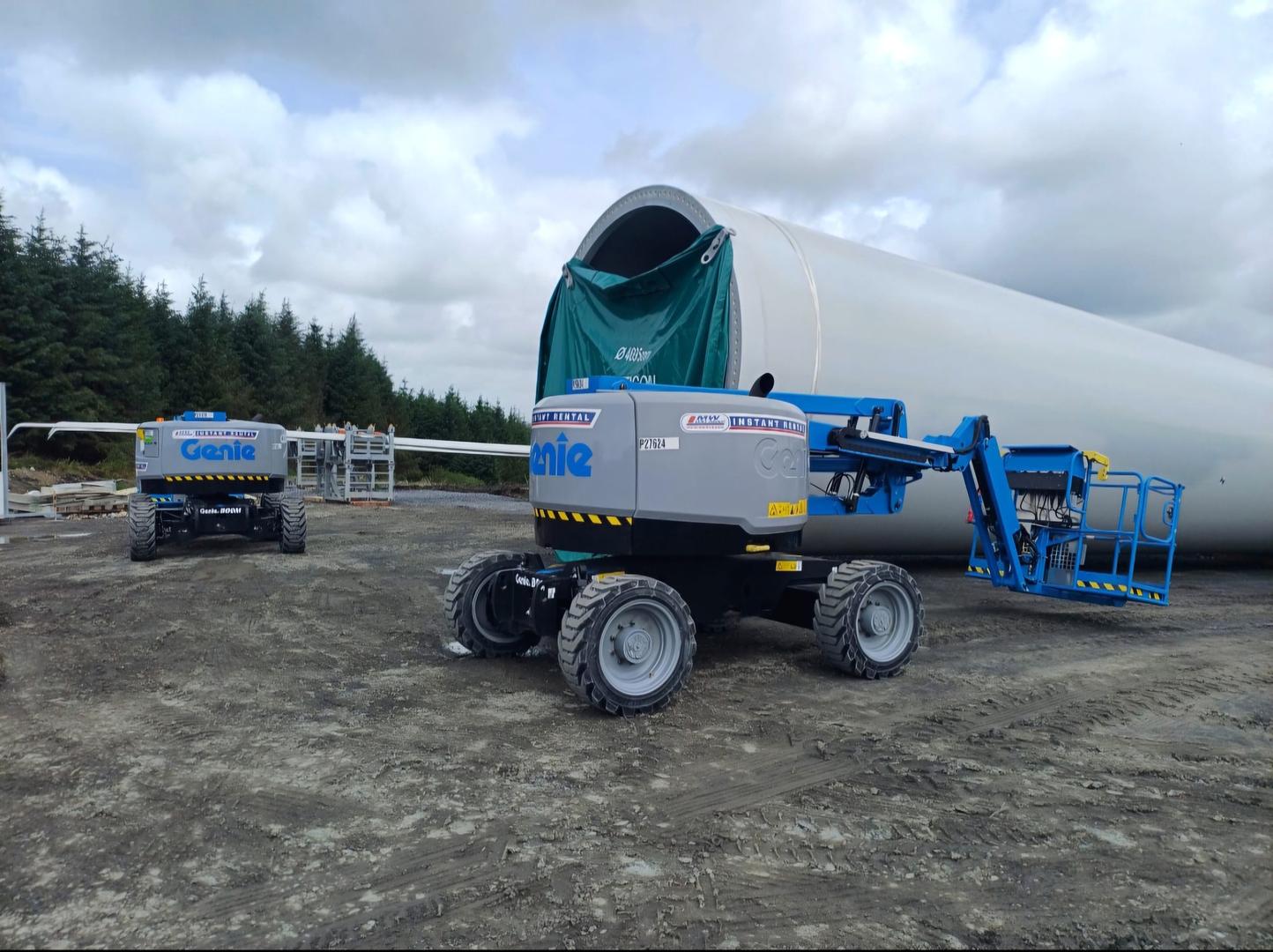 2 x Genie Z45s MEWPs working on site!!
