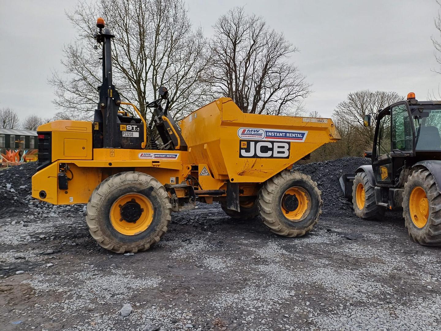 JCB dumper delivered!