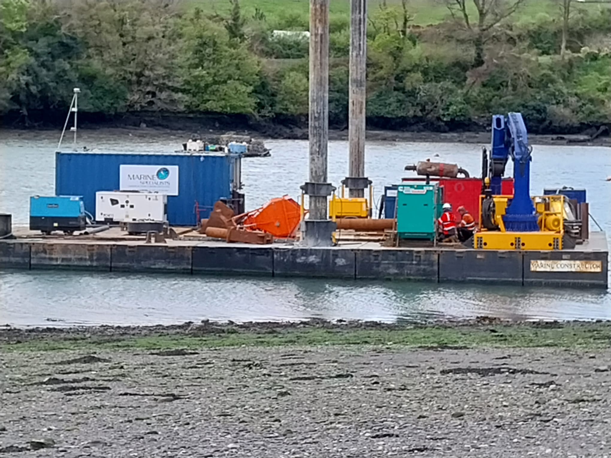 Plant loaded on a floating site for a big rental project
