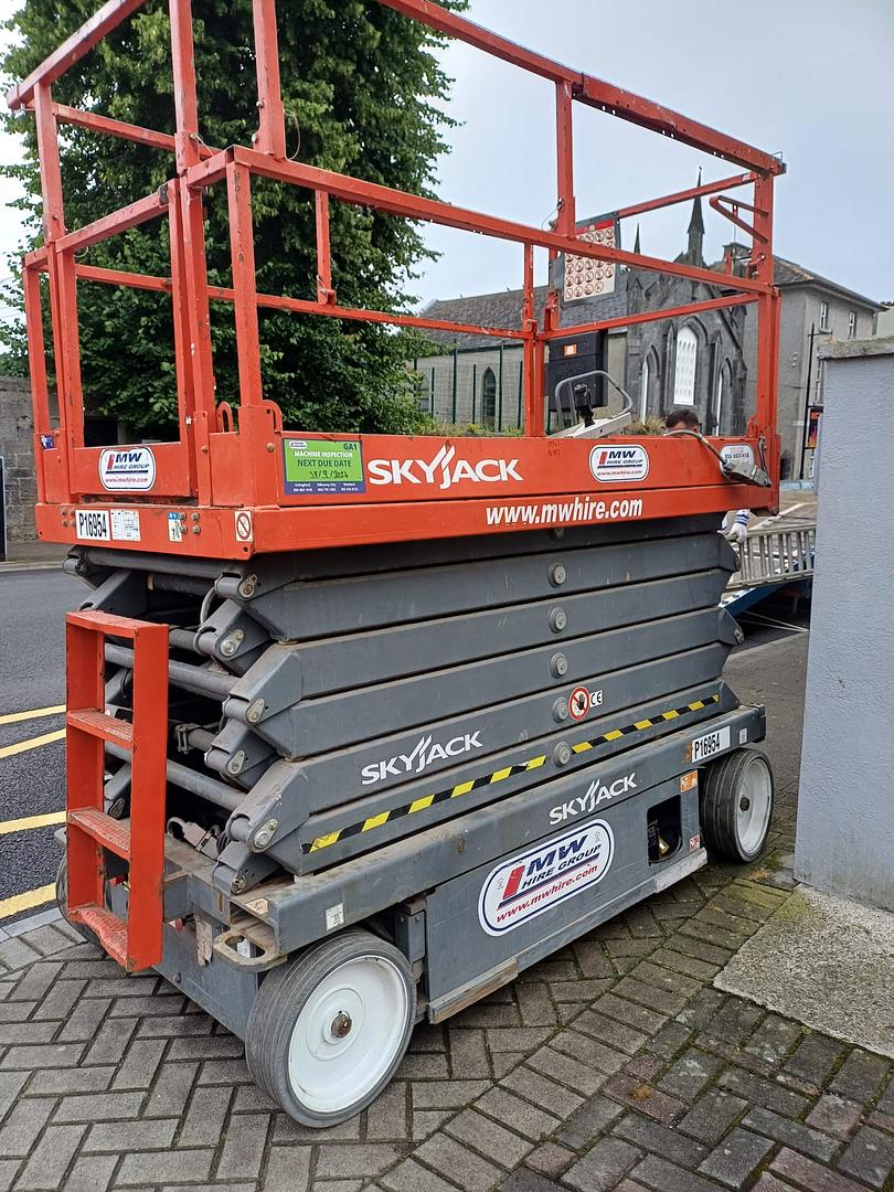 Skyjack SJ111 4740 Electric Scissor Lift delivered for rental job!
