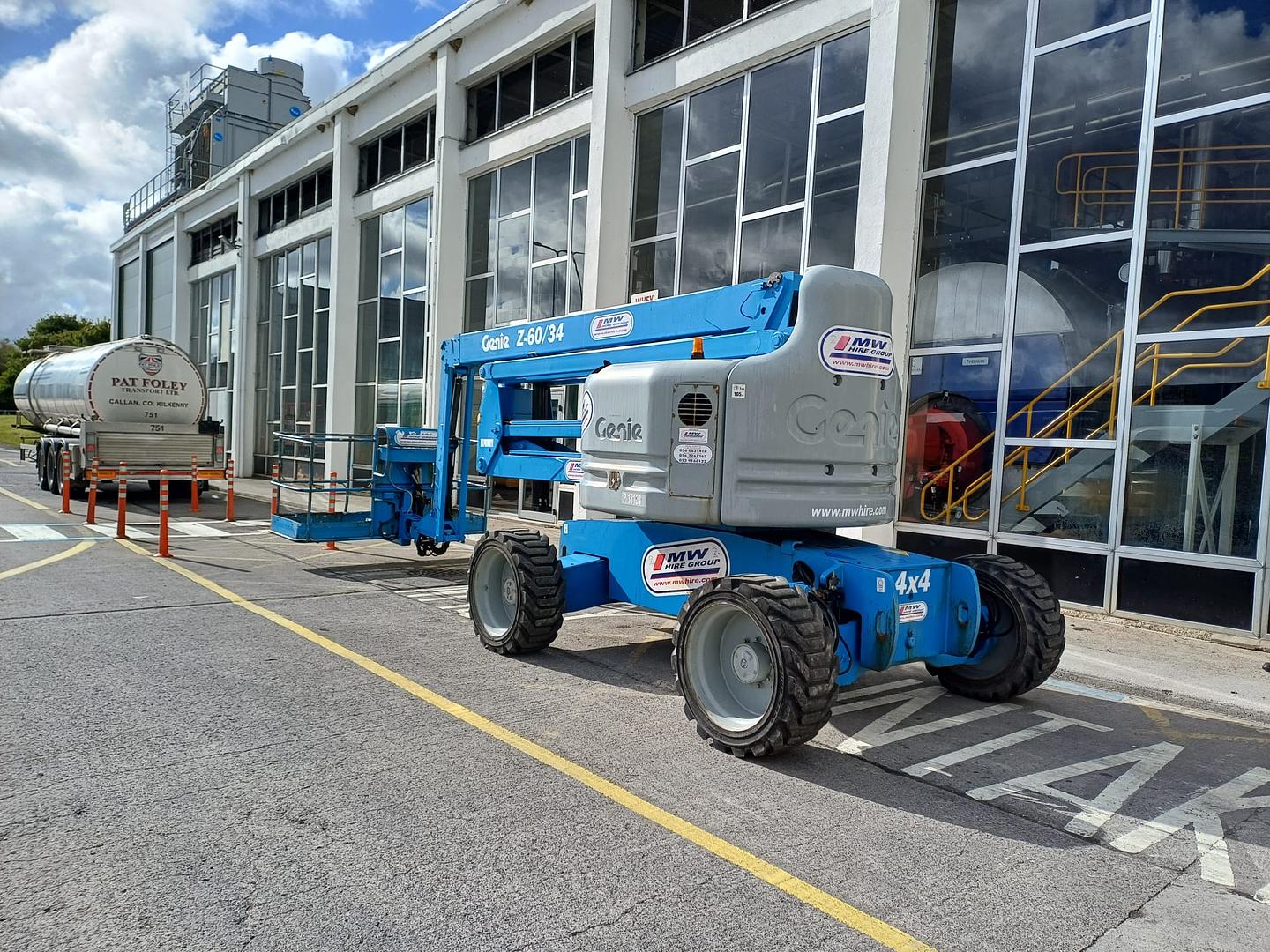 Genie Z60-34 delivered to rental job!