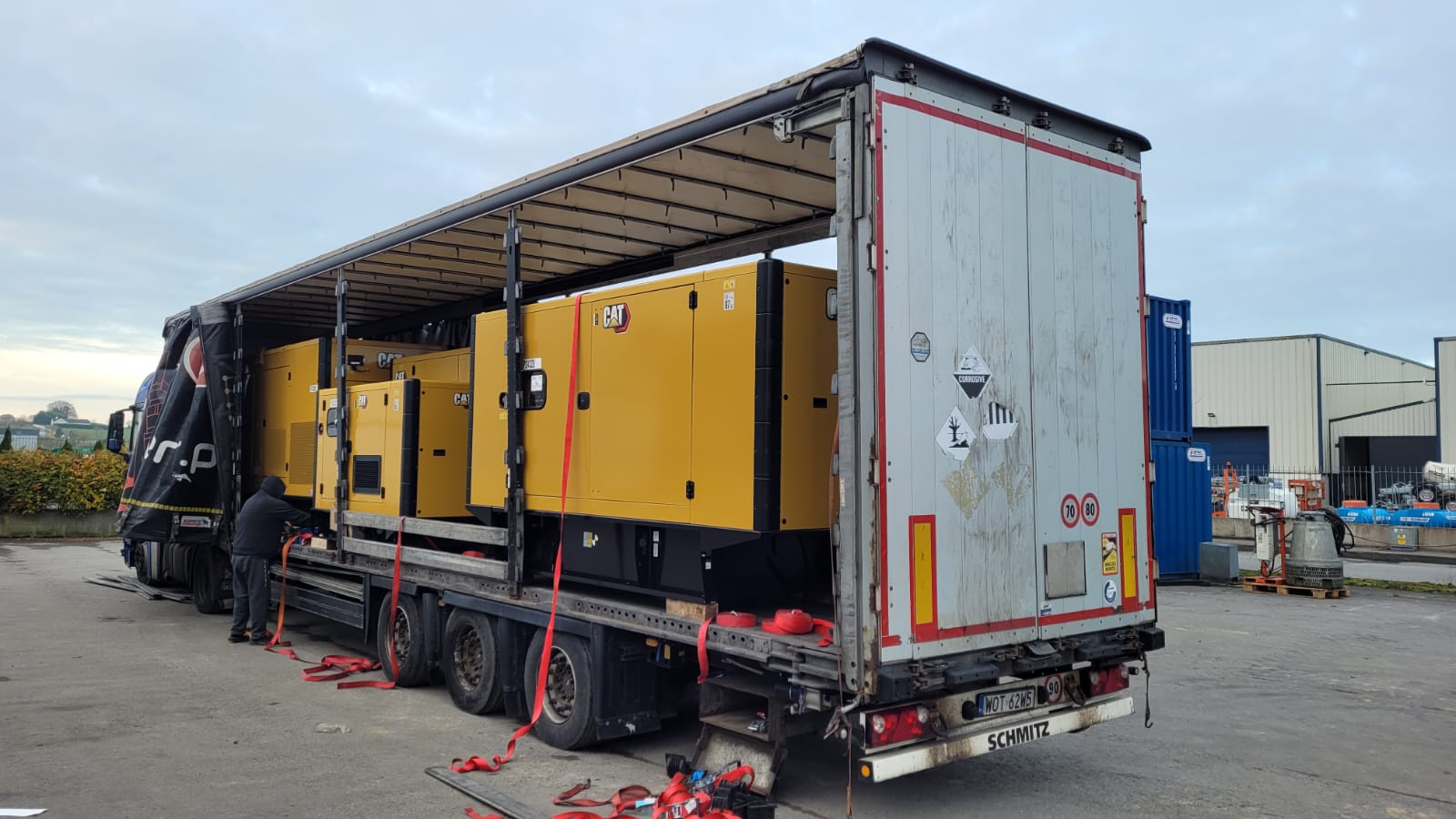 CAT Generator Export - European customer loaded with New CAT Generators
