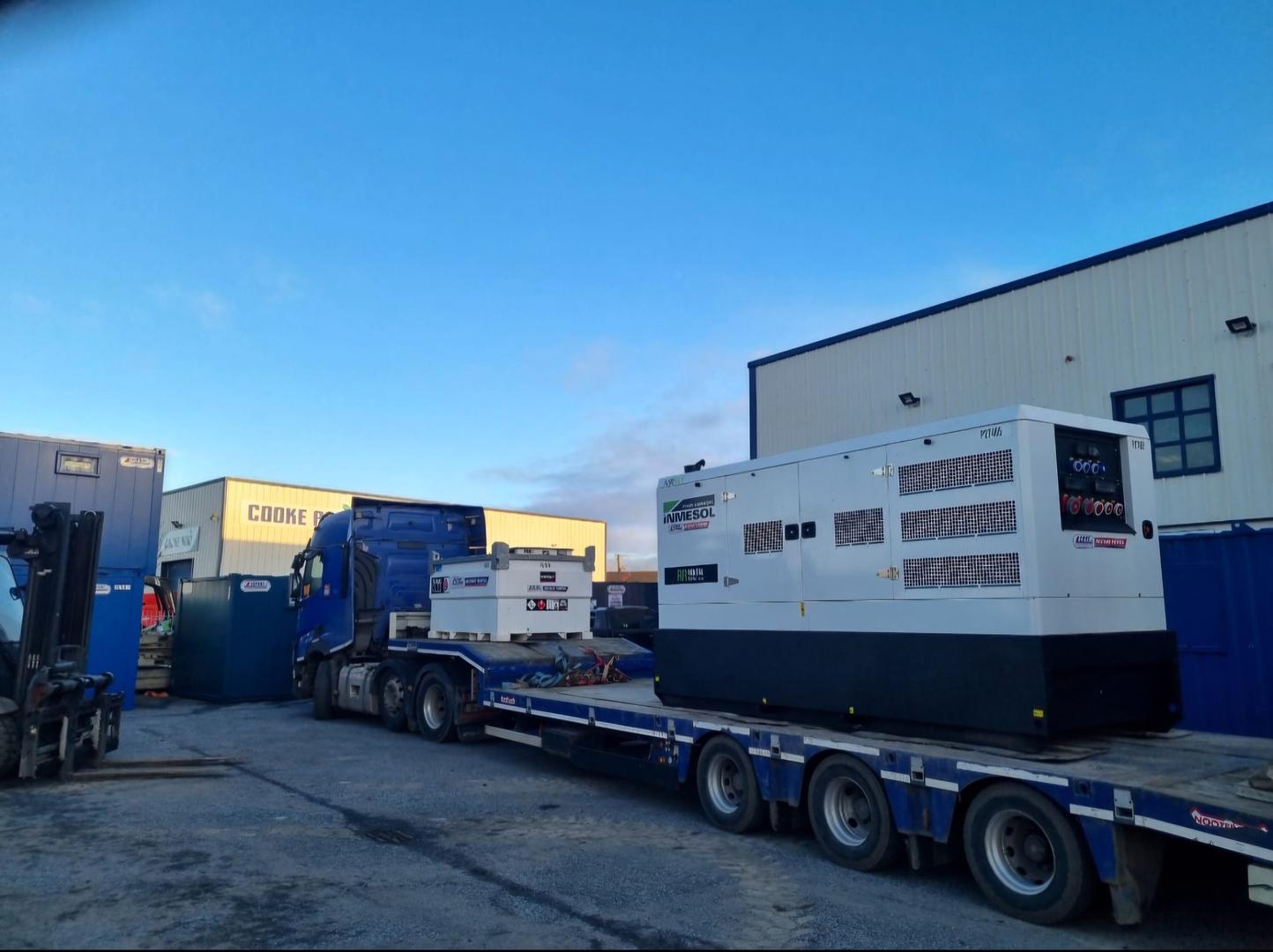 Inmesol 550 KVA & Western Global fuel tank heading on a rental project