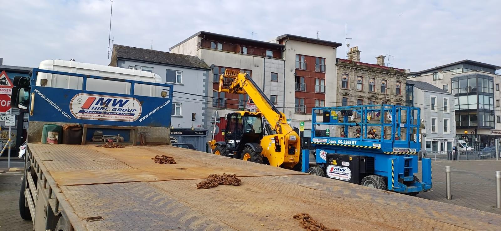 JCB Telehandler and Genie Boom Lift delivered to site!