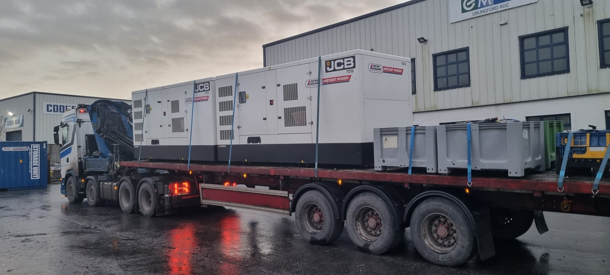 2 x 780 KVA JCB synchroning Generators & cable hesding to a rental project in Dublin