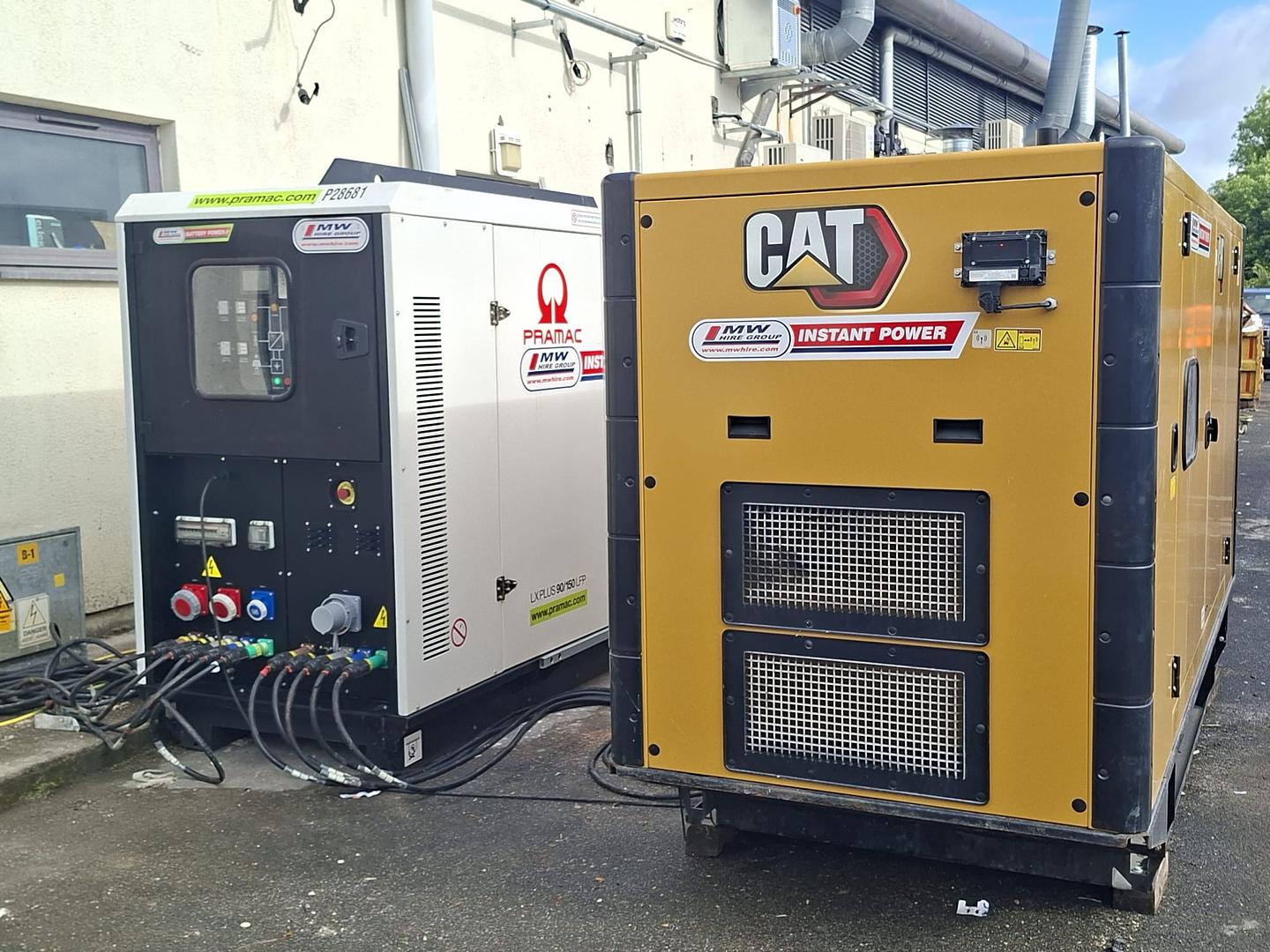 Pramac Battery Banks: How They Work with Generators to Cut Fuel Costs and Improve Power Quality