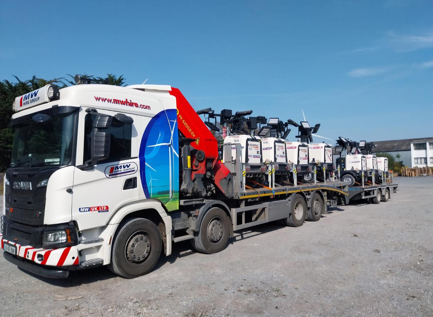 Full load of tower lights delivered to rental job!