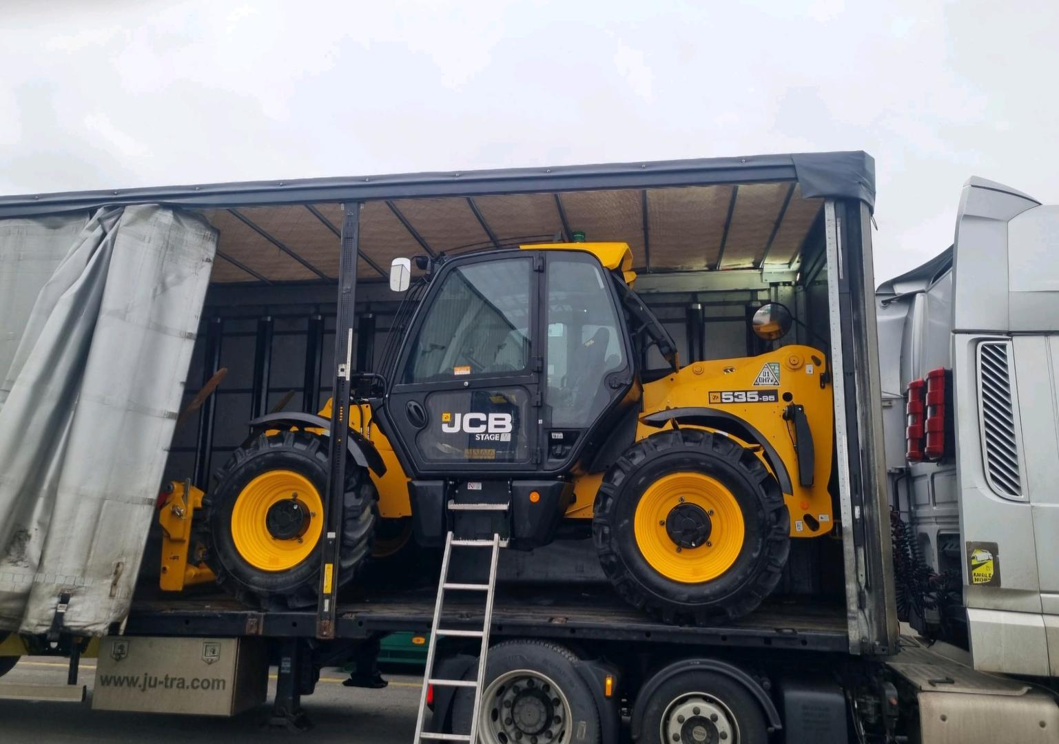 2x JCB 535-95 Teleporters SOLD! HEADING TO CUSTOMER IN GERMANY