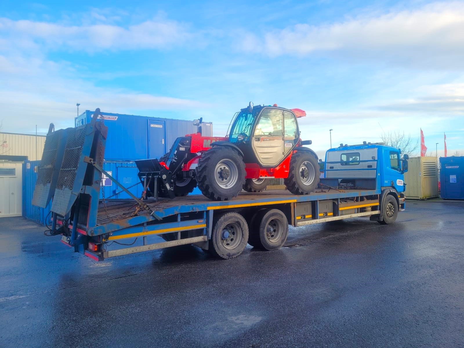 SOLD.... New Manitou 733 heading away to our&nbsp;customer 