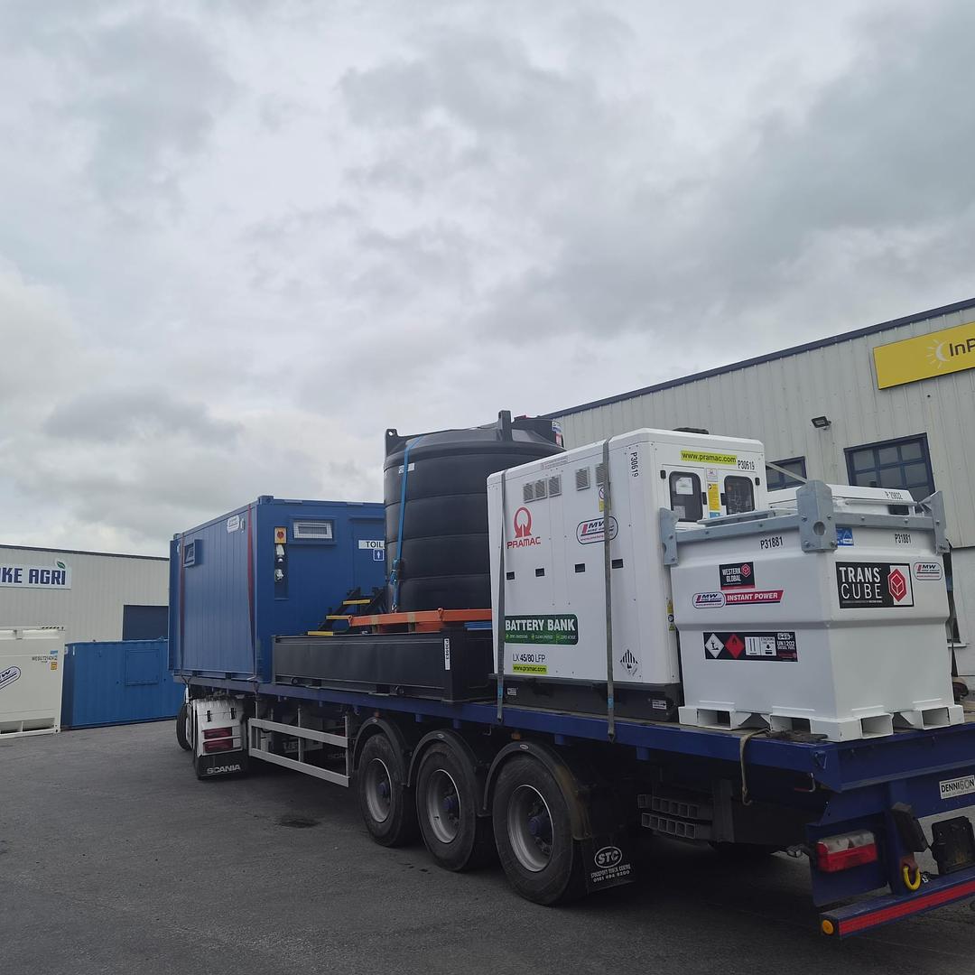 BESS Power package heading on hire along with a Toilet Block ...... heading to Co Wicklow