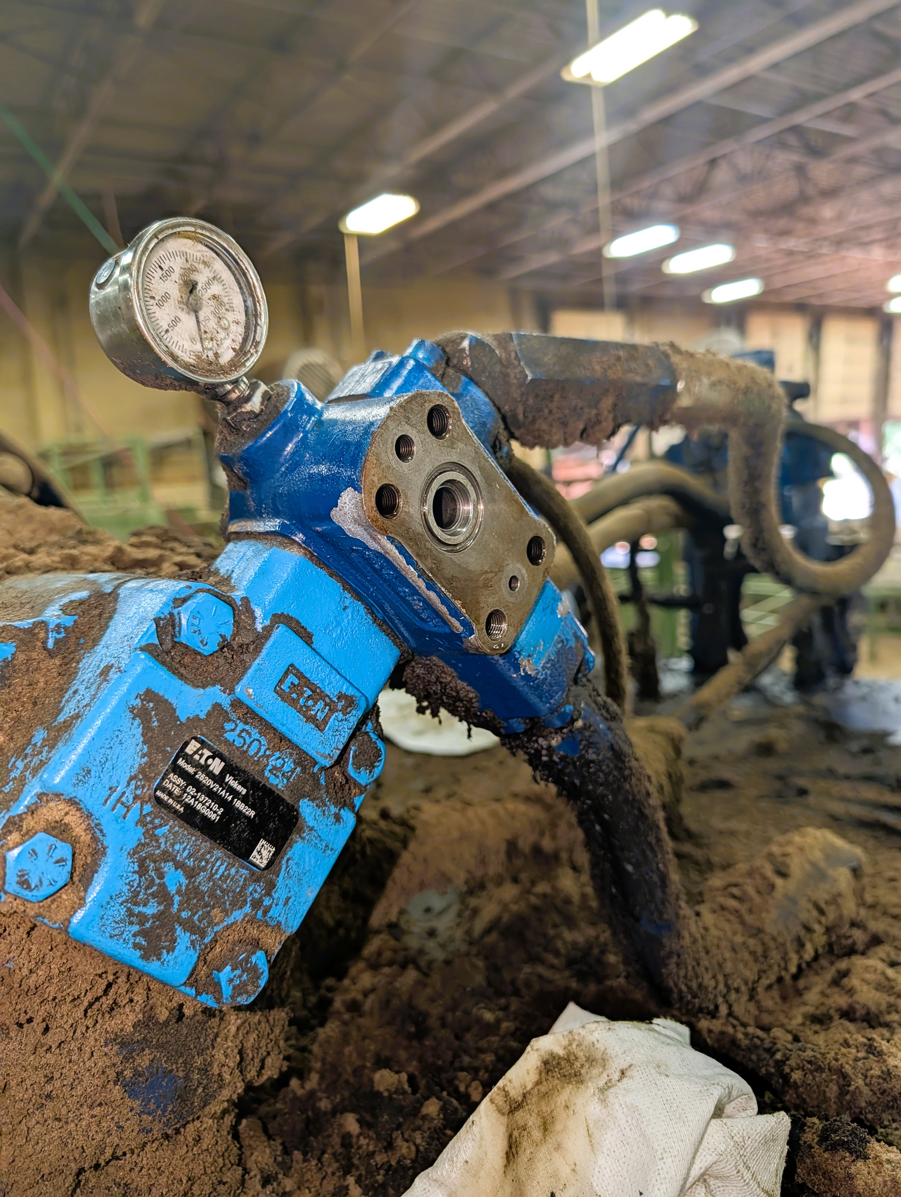 Hydraulic Leaks on an Older Baler? Don't Just Keep Adding Oil.