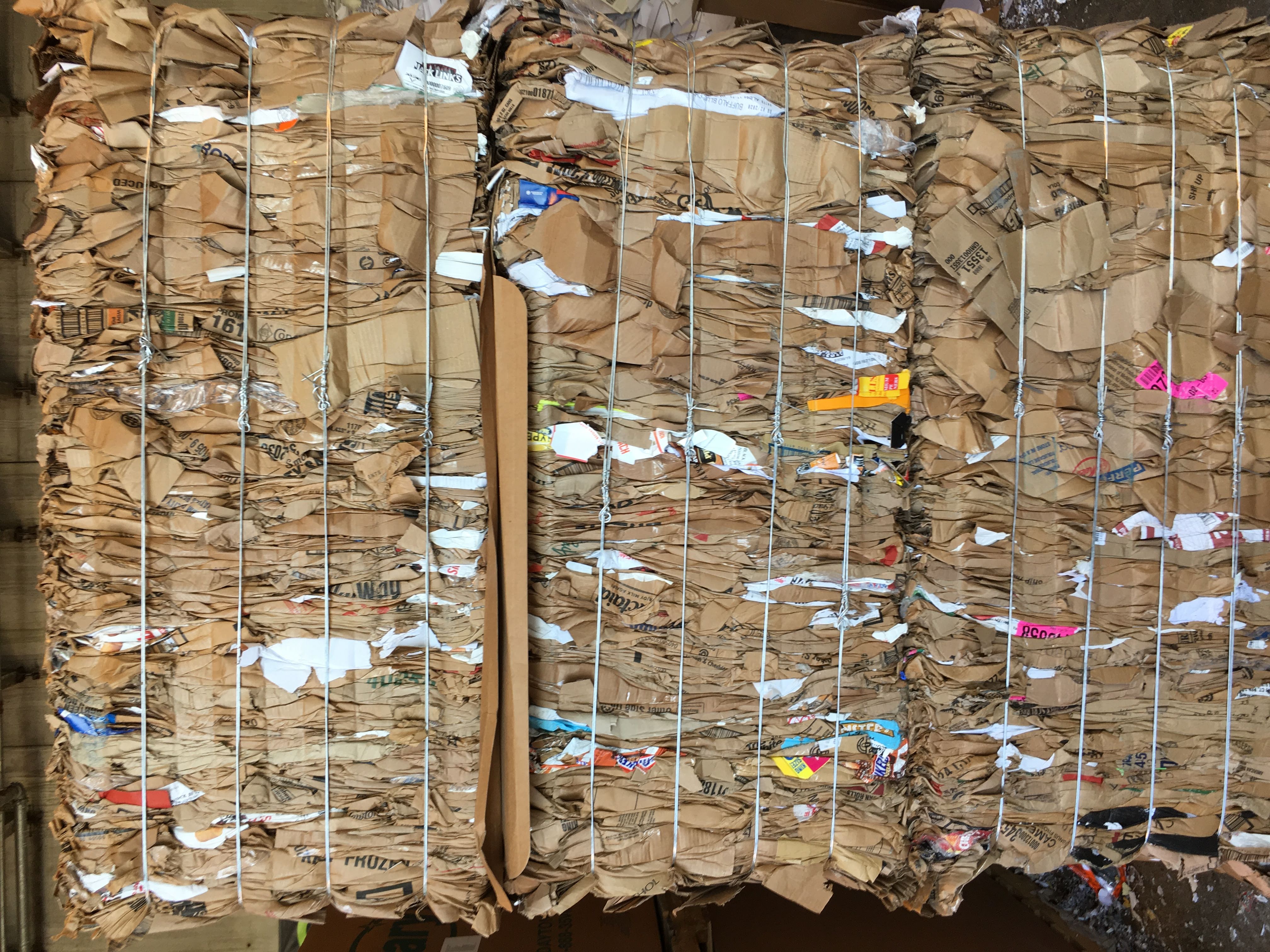 Safe Bale Loading Practices That Protect People and Equipment