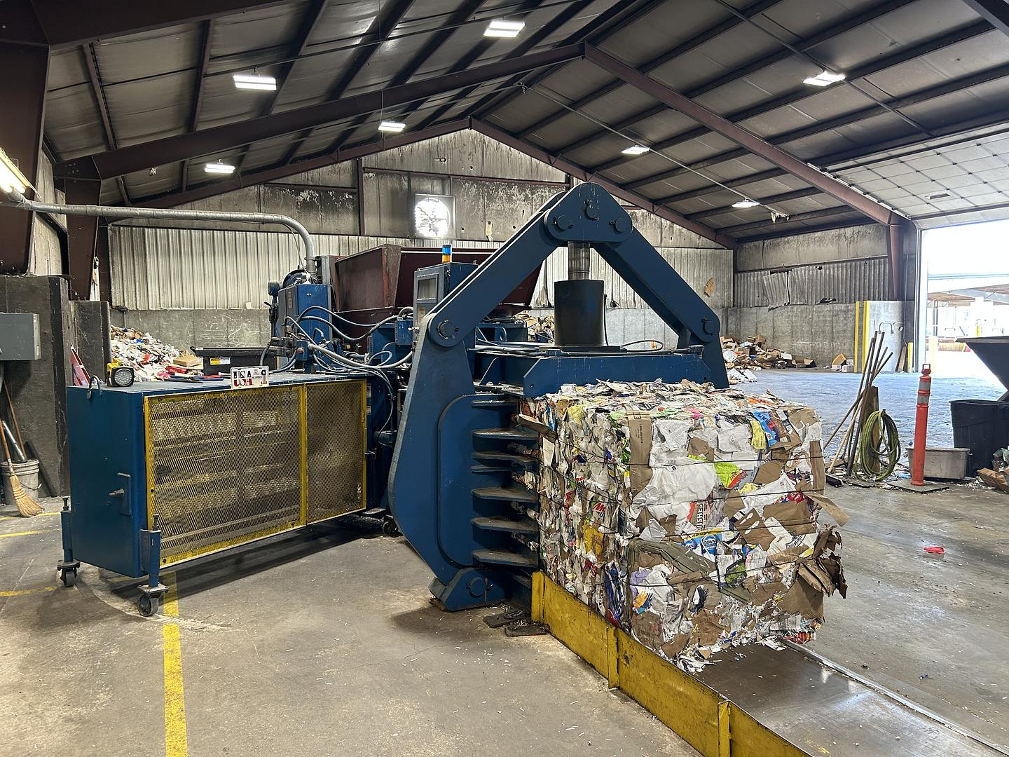 Used American Baler 8043-12-150F Auto-Tie Baler Available | Heavy-Duty Wide-Mouth Performance