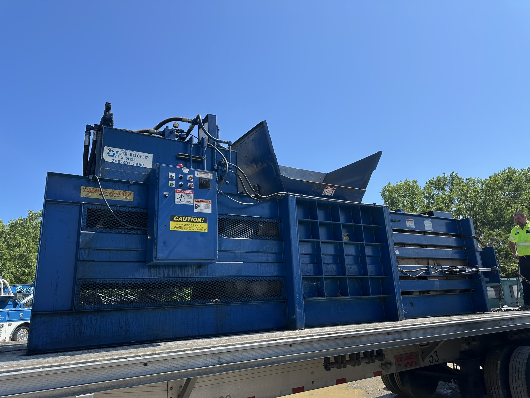 Closed-Door Balers: Reliable Solutions for Controlled Compaction