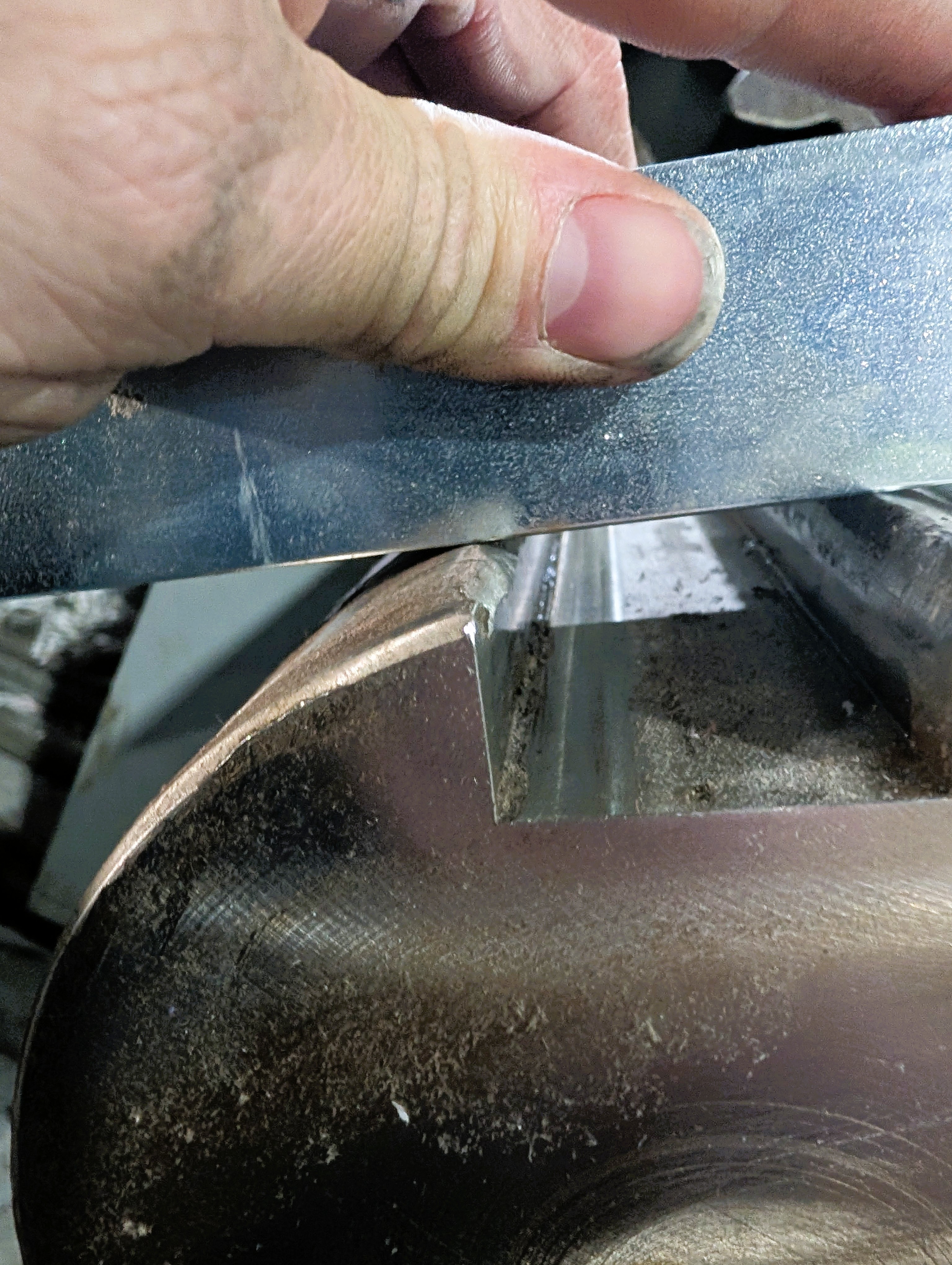 BRT Crew Completes Major Repair on High-Volume Dual-Shaft Shredder